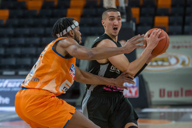 细致打磨 细致打磨