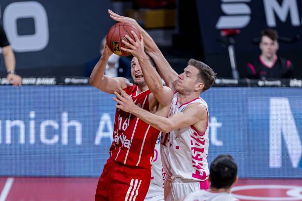 现了极强的 现了极强的