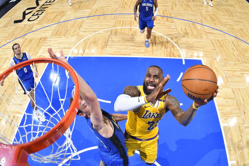 我们不仅看 我们不仅看